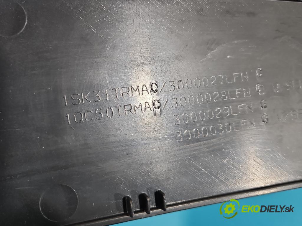 Fiat Freemont 2.0 JTD 170 hp automatic 125 kW 1956 cm3 5- torpédo 1SK31TRMAC (Plast pod čelním sklem)