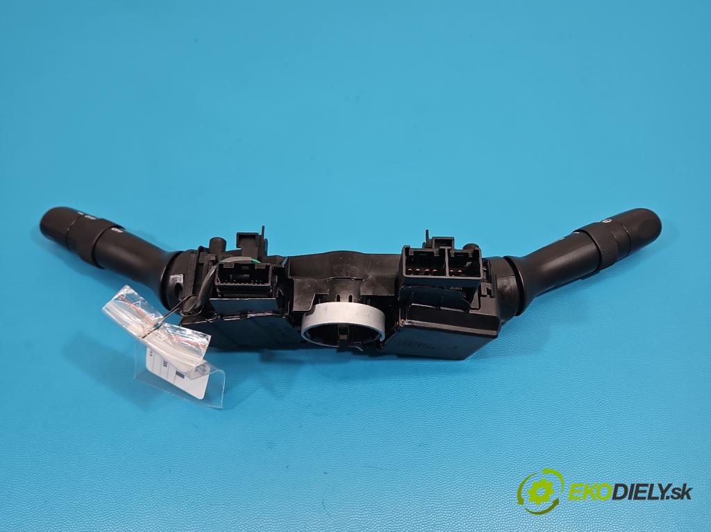 Toyota Prius II XW20 2003-2009 1.5b: 77 HP automatic 57 kW 1497 cm3 5- prepínač komplex: 42100-17F220 (Prepínacie páčky pod volantom)