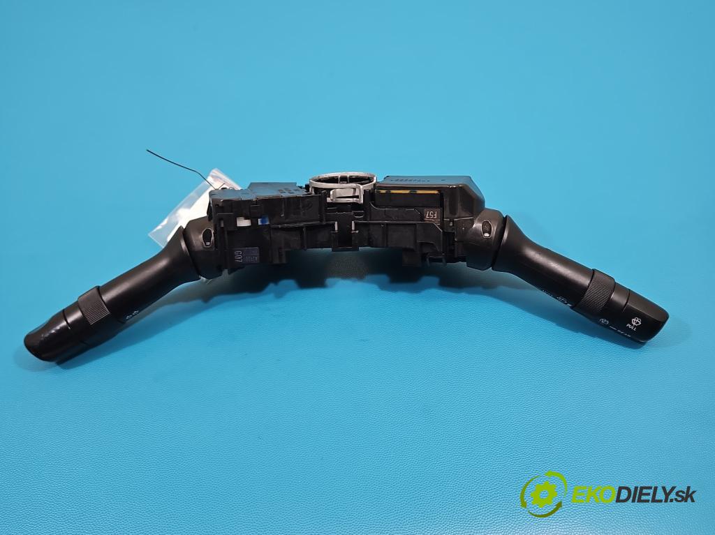 Toyota Prius II XW20 2003-2009 1.5b: 77 HP automatic 57 kW 1497 cm3 5- prepínač komplex: 42100-17F220 (Prepínacie páčky pod volantom)