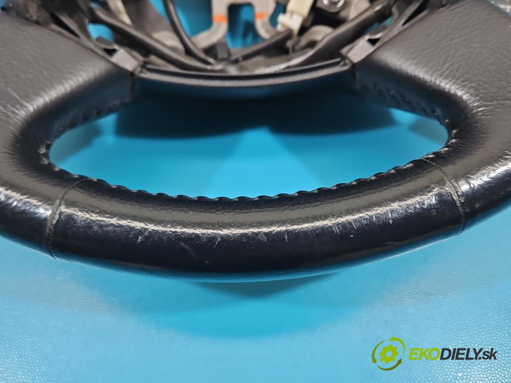 Toyota Prius II XW20 2003-2009 1.5b: 77 HP automatic 57 kW 1497 cm3 5- volant  (Volant)