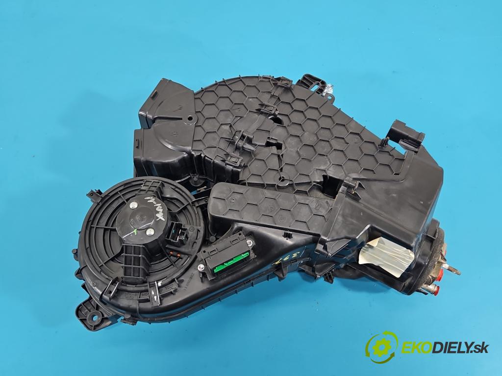 Fiat Freemont 2.0 JTD 170 hp automatic 125 kW 1956 cm3 5- radiátor 68105538AA (Radiátor topení)