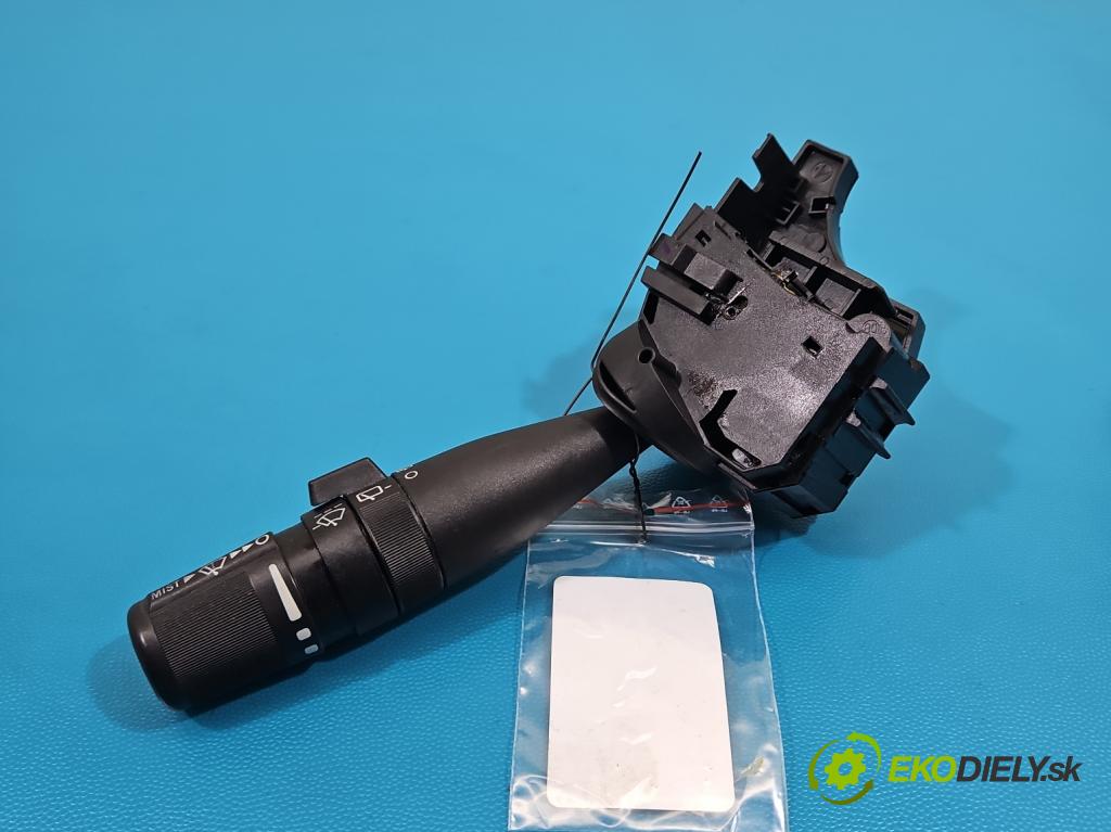 Fiat Freemont 2.0 JTD 170 HP automatic 125 kW 1956 cm3 5- prepínač smeroviek 56046118AD (Prepínacie páčky pod volantom)