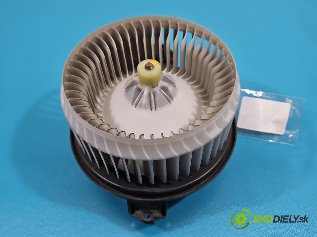 Fiat Freemont 2.0 JTD 170 HP automatic 125 kW 1956 cm3 5- ventilátor vzduchu