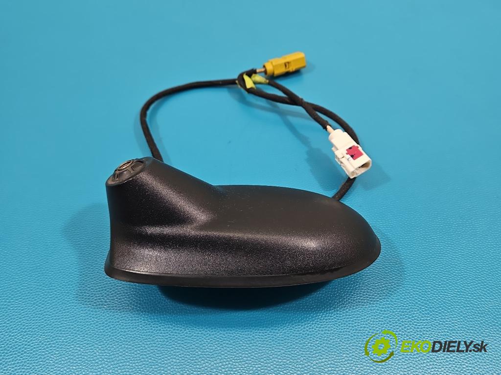 Fiat Freemont 2.0 JTD 170 HP automatic 125 kW 1956 cm3 5- Antena