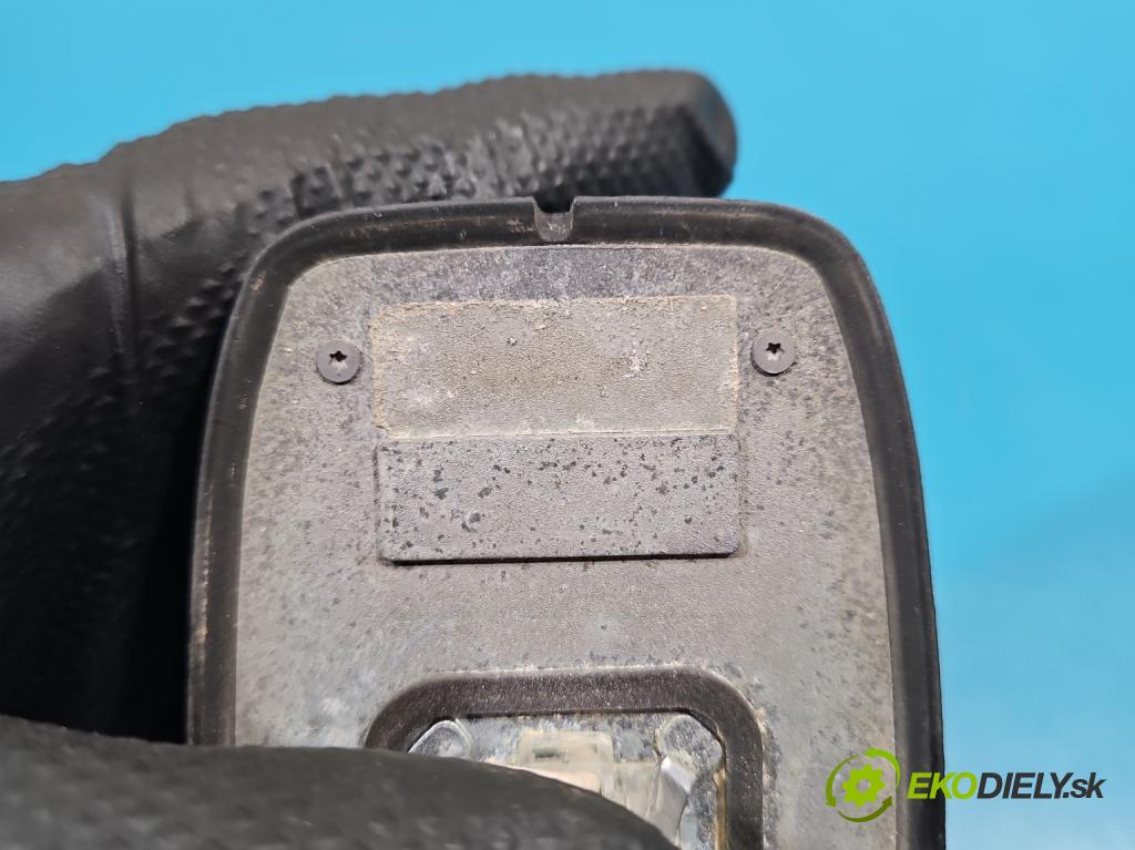 Fiat Freemont 2.0 JTD 170 HP automatic 125 kW 1956 cm3 5- Antena