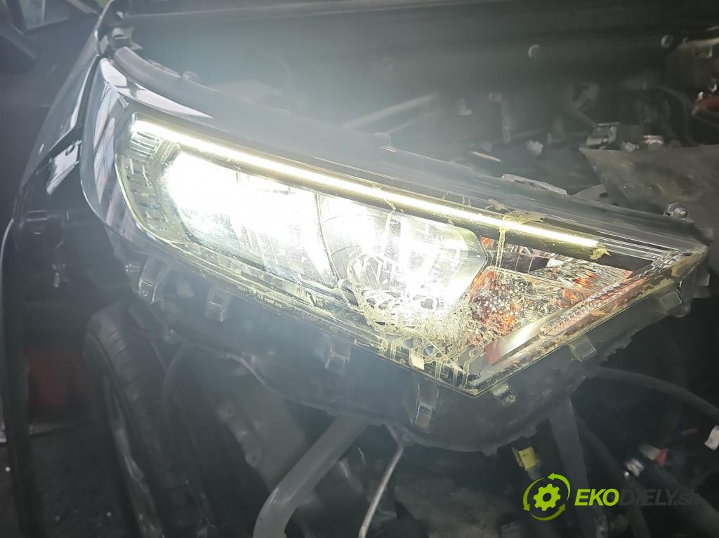 Toyota Rav4 V 2018- 2.5 hybrid 178KM automatic 131 kW 2487 cm3 5- světlo pravý  (Pravé přední světlo)
