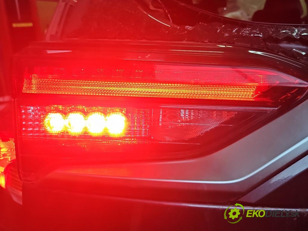 Toyota Rav4 V 2018- 2.5 hybrid 178HP: automatic 131 kW 2487 cm3 5- svetlo / reflektor zadné ľavé 81590-42062 (Kľučka dverí ostatné)
