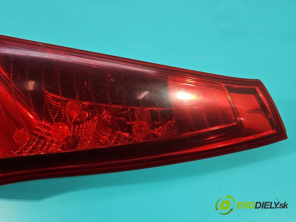 Hyundai I30 I 2007-2012 1.6 crdi 115 HP manual 84.6 kW 1582 cm3 5- svetlo / reflektor zadné pravé (Kľučka dverí ostatné)