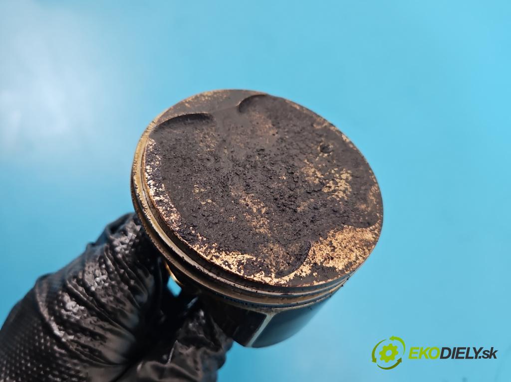 Toyota Prius II XW20 2003-2009 1.5b: 77 HP automatic 57 kW 1497 cm3 5- piest  (Piest)