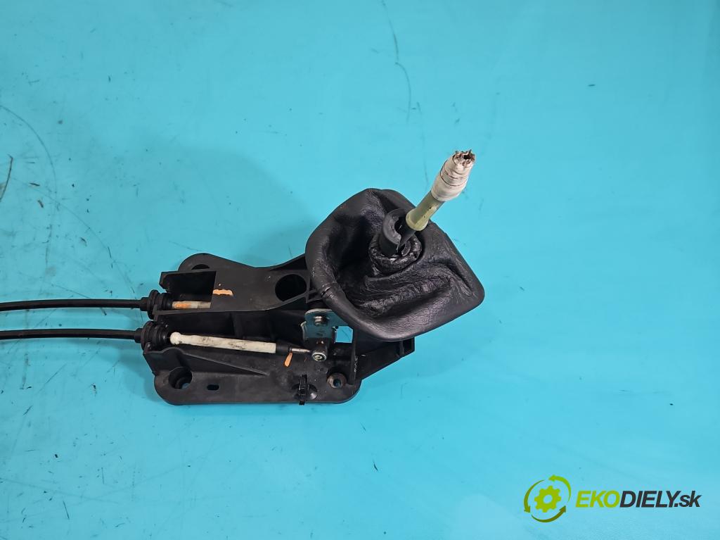 Peugeot 307 2.0 HDI 107 HP manual 79 kW 1997 cm3 3- Páka: Změny: stupeň,rýchlosť 9642660980 (Rýchlostná páka (kulisa))