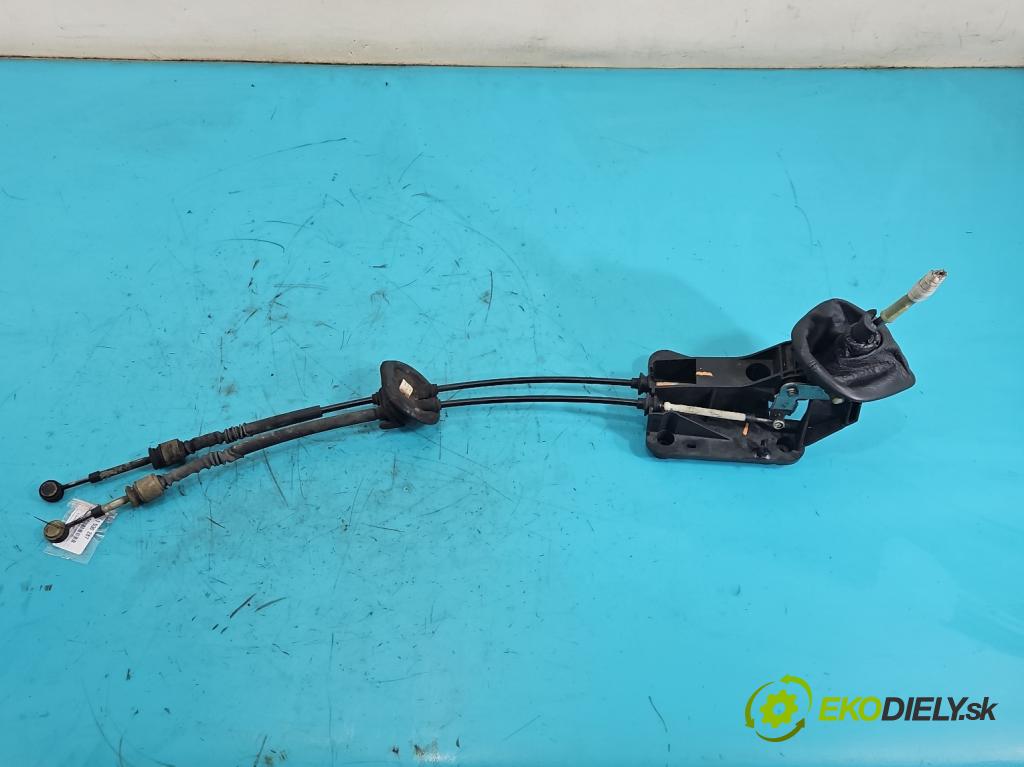 Peugeot 307 2.0 HDI 107 HP manual 79 kW 1997 cm3 3- Páka: Změny: stupeň,rýchlosť 9642660980 (Rýchlostná páka (kulisa))