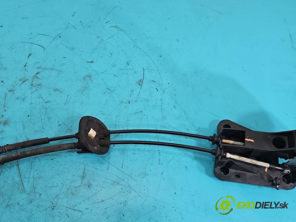 Peugeot 307 2.0 HDI 107 HP manual 79 kW 1997 cm3 3- Páka: Změny: stupeň,rýchlosť 9642660980 (Rýchlostná páka (kulisa))