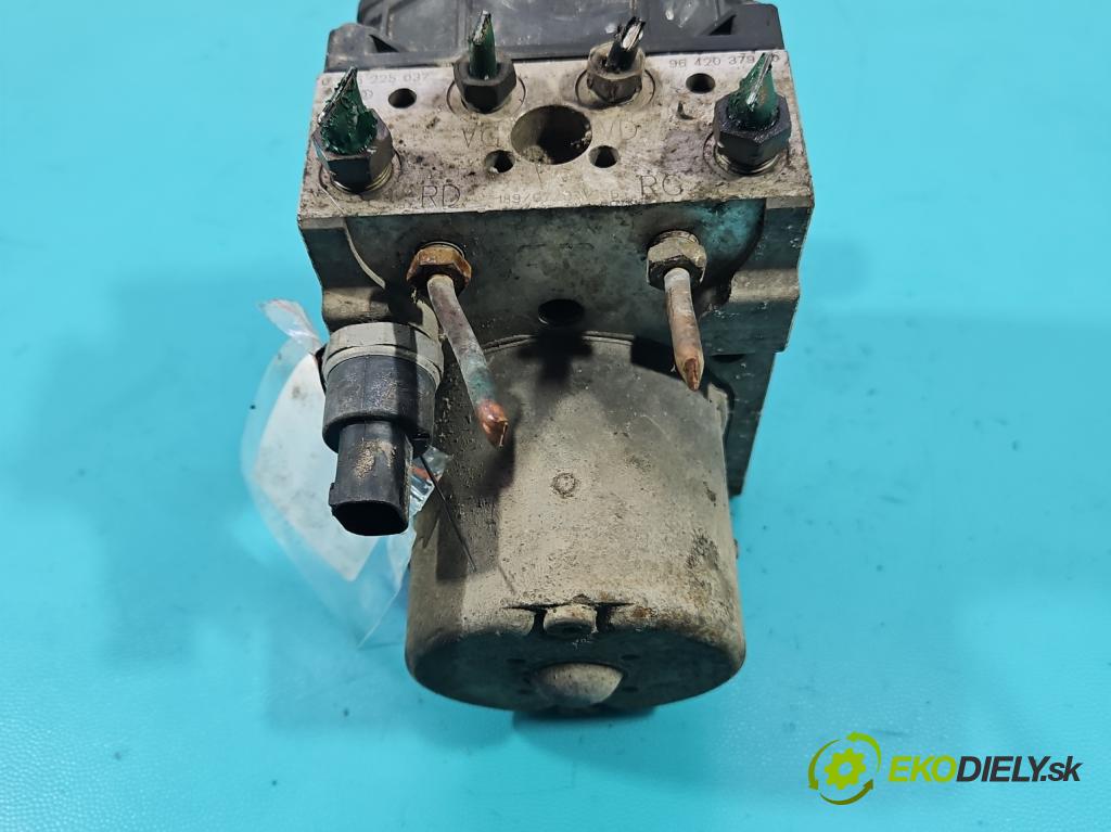 Peugeot 307 2.0 HDI 107 HP manual 79 kW 1997 cm3 3- čerpadlo abs 0265950015 (Pumpa ABS)