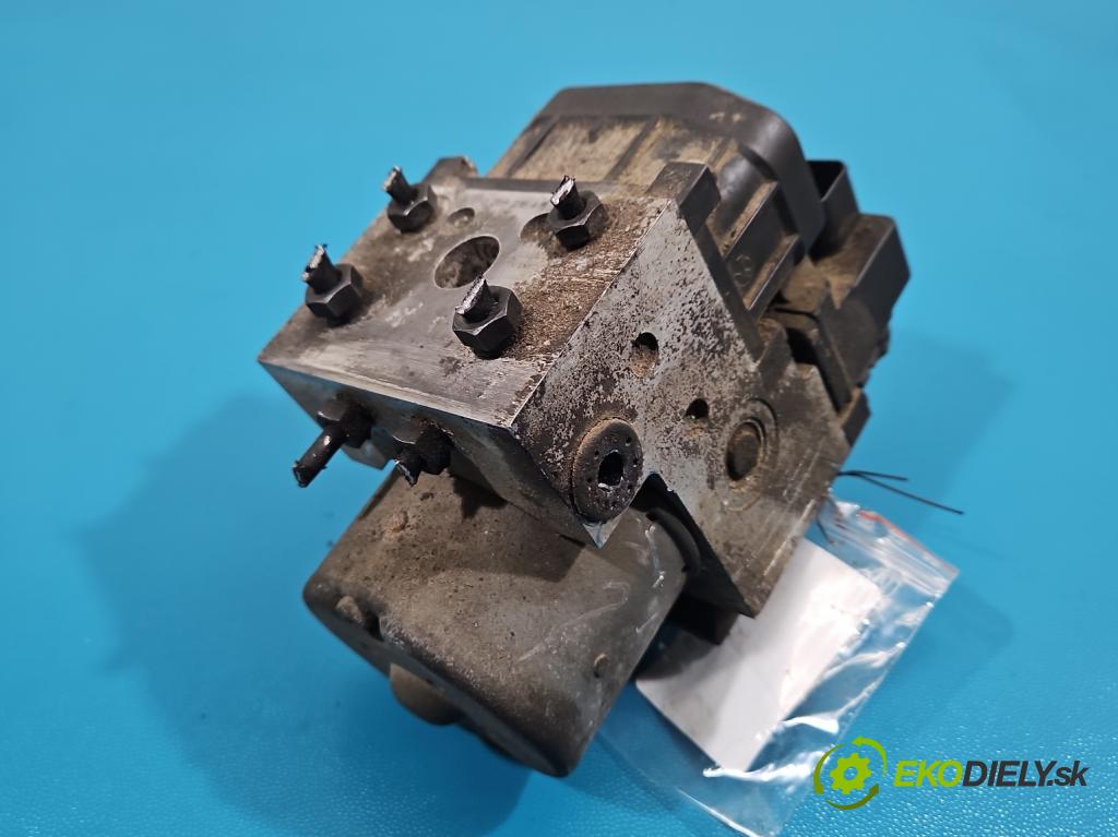 Vw Passat B5 1995-2005 1.6 8v 101 HP manual 74 kW 1595 cm3 4- čerpadlo abs 0265216411 (Pumpa ABS)