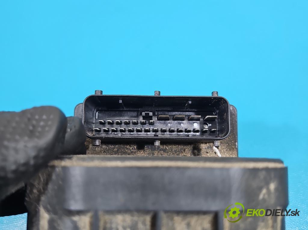 Vw Passat B5 1995-2005 1.6 8v 101 HP manual 74 kW 1595 cm3 4- čerpadlo abs 0265216411 (Pumpa ABS)