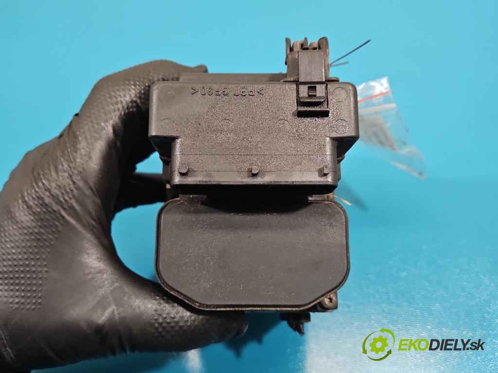 Vw Passat B5 1995-2005 1.6 8v 101 HP manual 74 kW 1595 cm3 4- čerpadlo abs 0265216411 (Pumpa ABS)