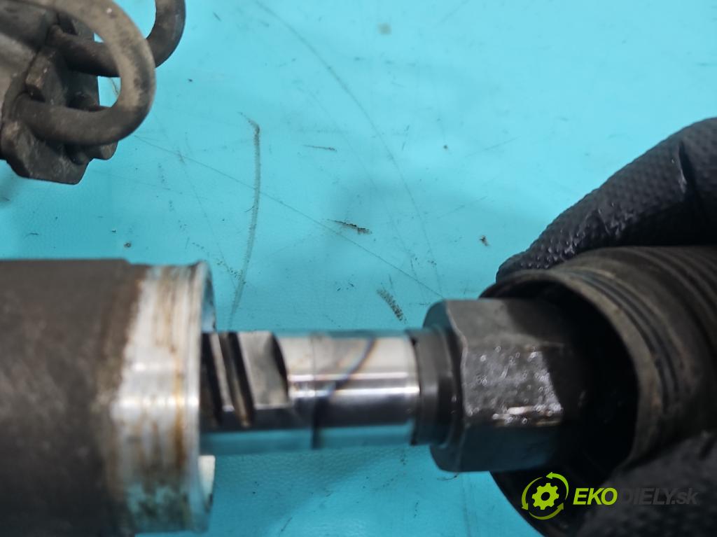 Opel Astra III 2004-2014 1.7 cdti 101 HP manual 74 kW 1686 cm3 5- Ozubené kolo: volant 13188616