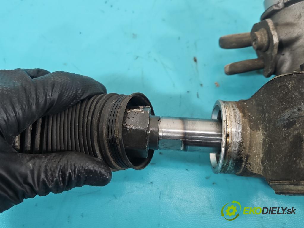 Opel Astra III 2004-2014 1.7 cdti 101 HP manual 74 kW 1686 cm3 5- Ozubené kolo: volant 13188616