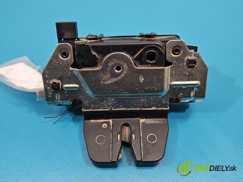 Opel Astra III 2004-2014 1.7 cdti 101 hp manual 74 kW 1686 cm3 5- zámek kufrových dveří zadní