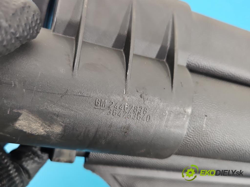 Opel Signum 1.9 cdti 120 hp manual 88 kW 1910 cm3 5- roleta 24467838 (Roleta zavazadlového prostoru)