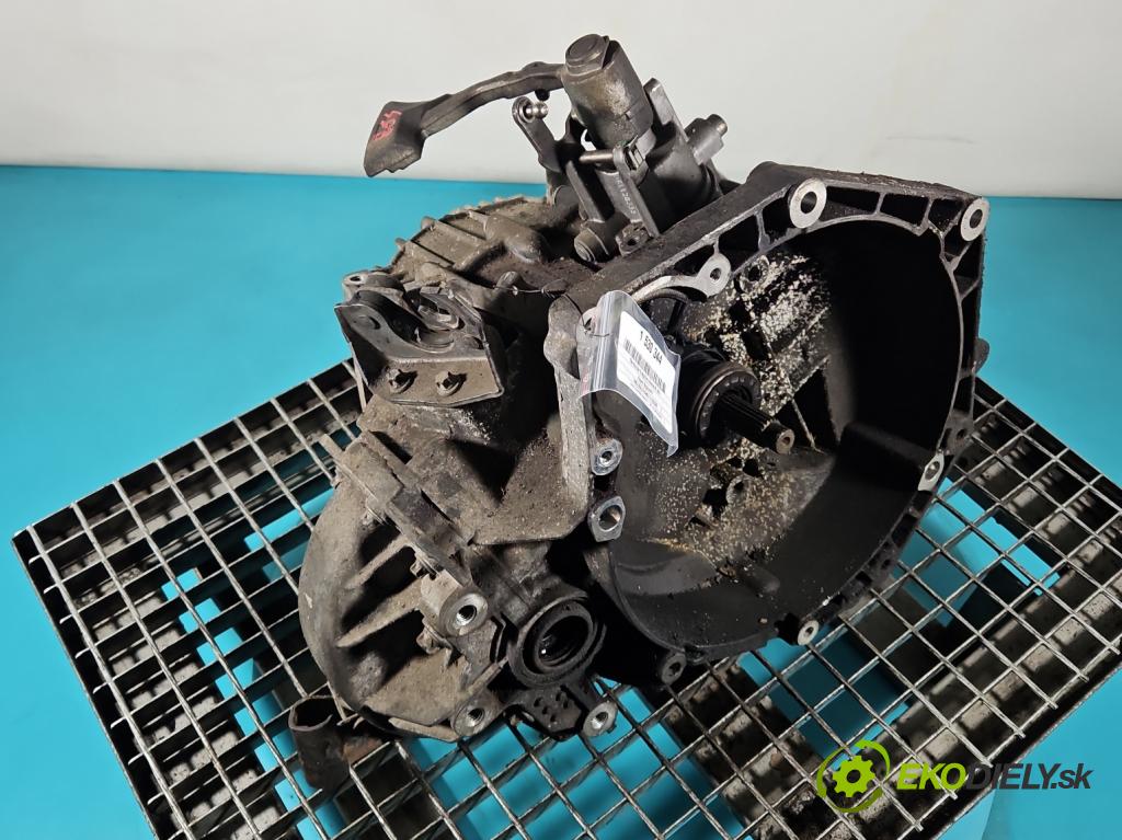 Opel Signum 1.9 cdti 120 HP manual 88 kW 1910 cm3 5- prevodovka stupeň,rýchlosť manual M32