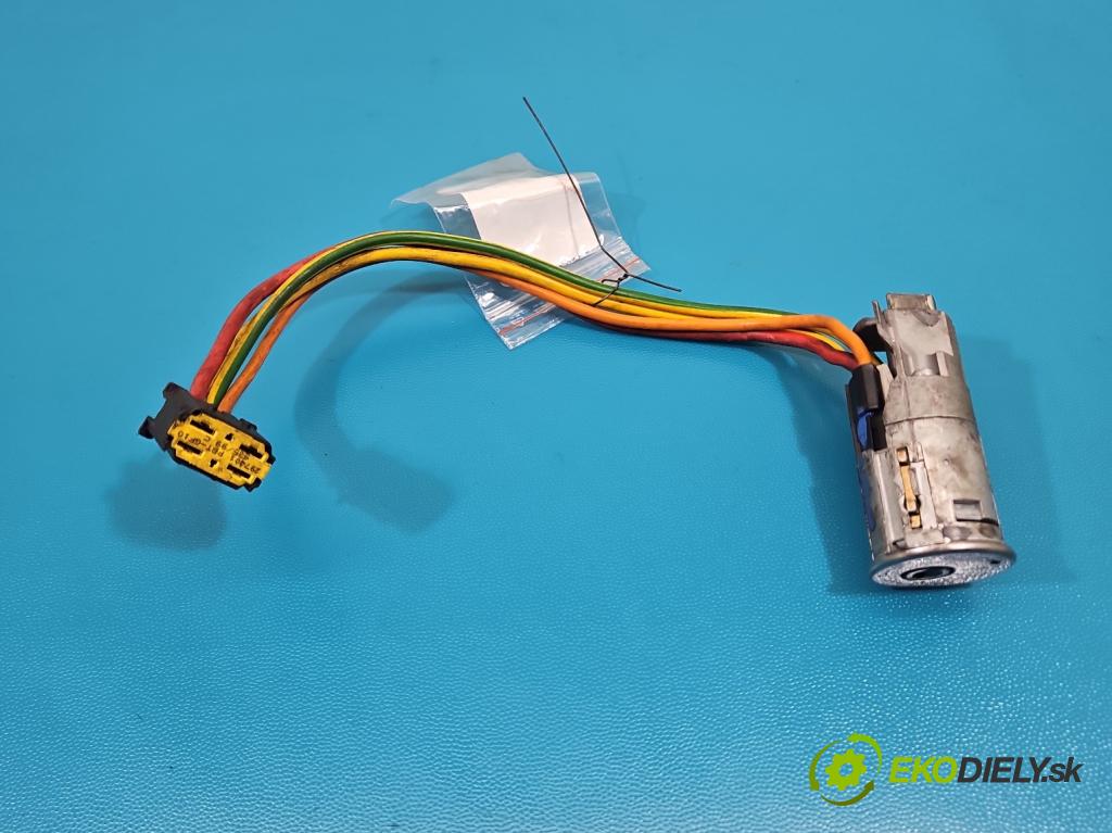 Renault Scenic I 1996-2003 1.6 16V 107 HP manual 79 kW 1598 cm3 5- Spínačka  (Spínacia skrinka)