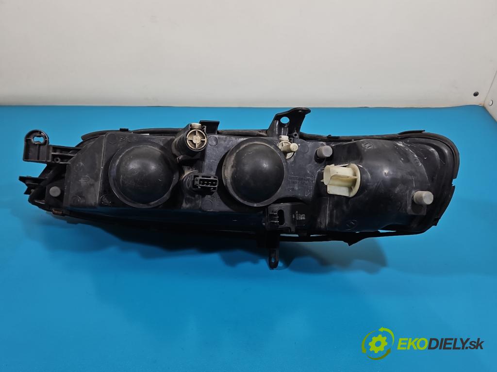 Opel Vectra B 1995-2002 2.0 dti 101 HP manual 74 kW 1995 cm3 4- Reflektor: pravý  (Svetlo predné pravé)