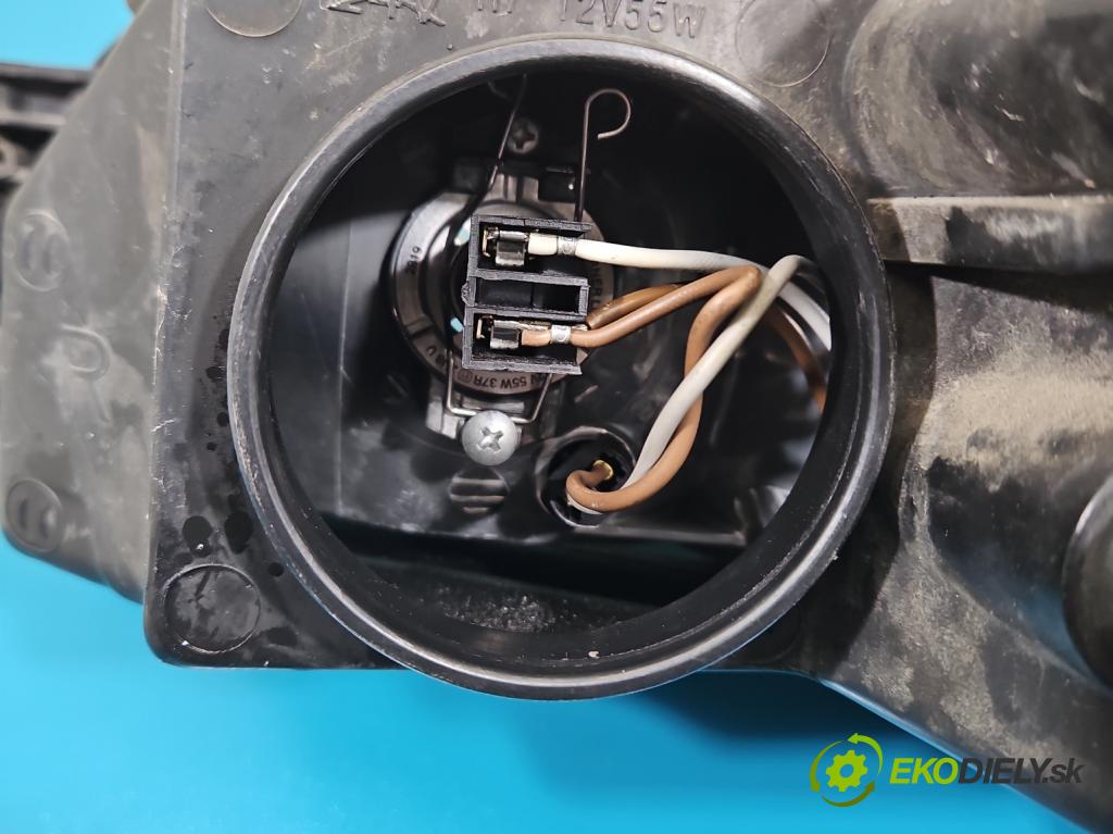 Opel Vectra B 1995-2002 2.0 dti 101 HP manual 74 kW 1995 cm3 4- Reflektor: pravý  (Svetlo predné pravé)