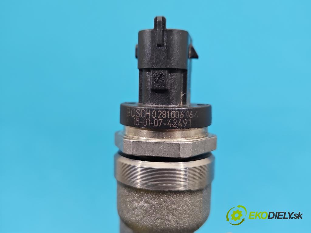 Fiat Freemont 2.0 JTD 170 HP automatic 125 kW 1956 cm3 5- lišta vstrekovacia 0445214254 (Vstrekovacia lišta)