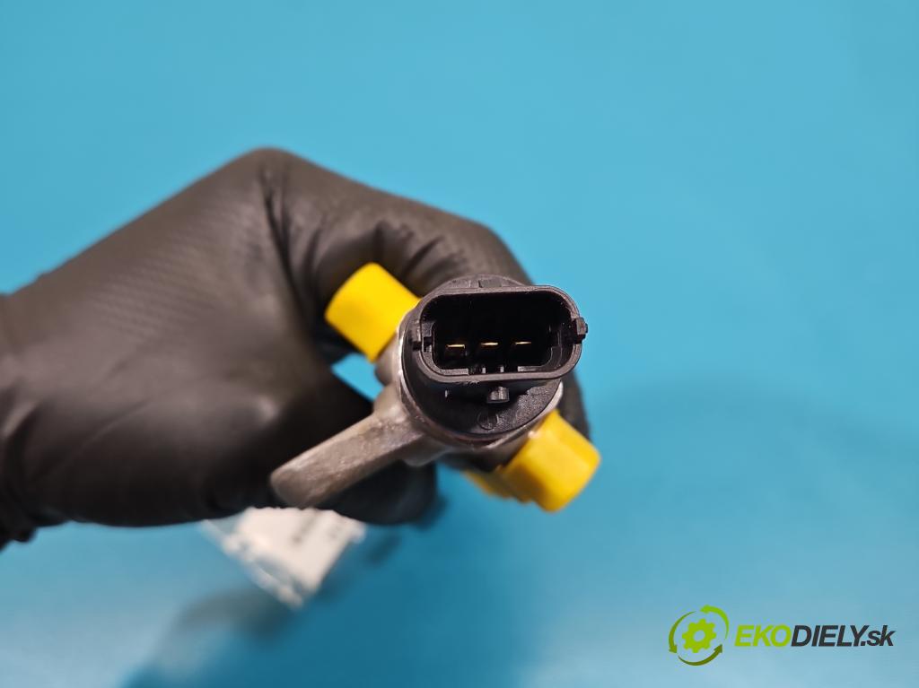 Fiat Freemont 2.0 JTD 170 HP automatic 125 kW 1956 cm3 5- lišta vstrekovacia 0445214254 (Vstrekovacia lišta)