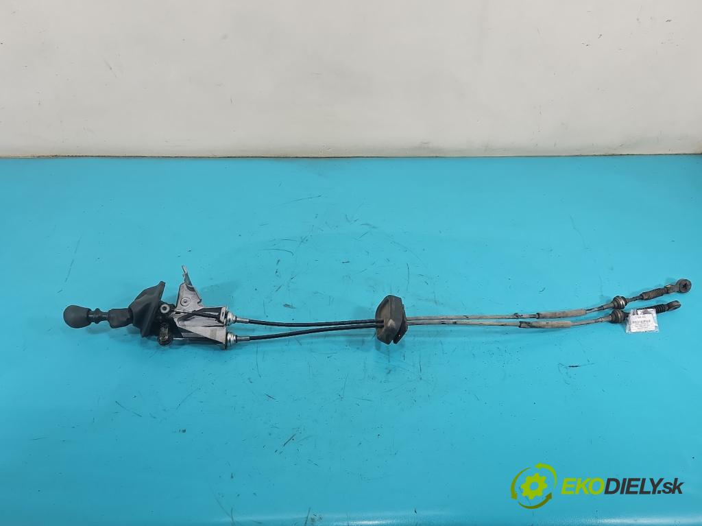 Nissan Primastar 2001-2014 2.0 dci 114 HP manual 84 kW 1995 cm3 5- Páka: Změny: stupeň,rýchlosť  (Rýchlostná páka (kulisa))