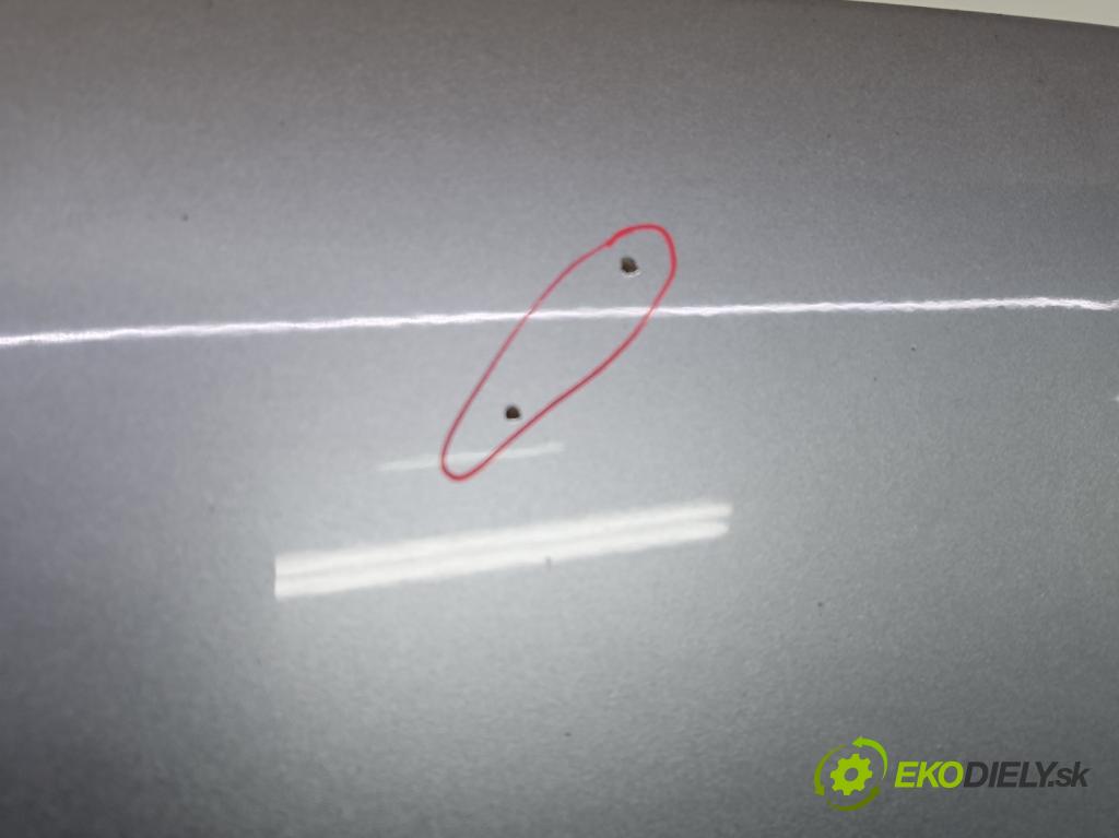 Vw Passat B8 2014 - 1.4 tsi 125 hp manual 92 kW 1395 cm3 4- kapota přední