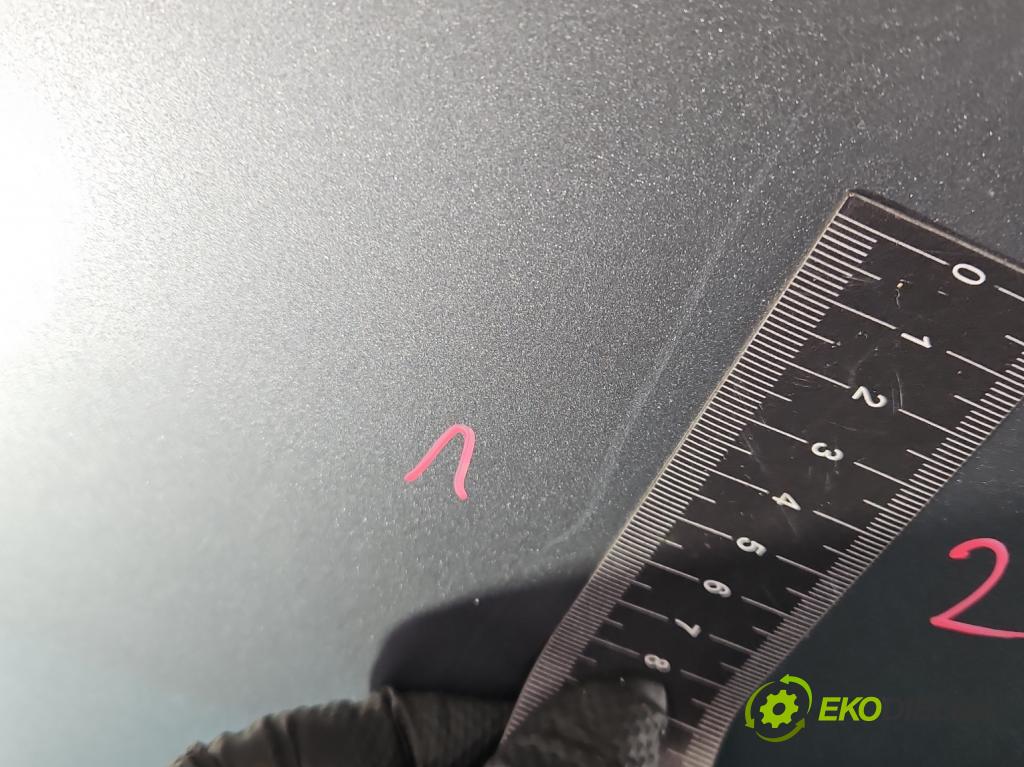 Vw Passat B8 2014 - 1.4 tsi 125 hp manual 92 kW 1395 cm3 4- kapota přední