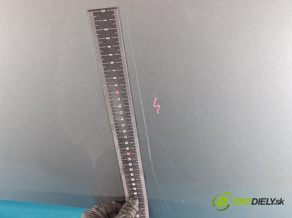 Vw Passat B8 2014 - 1.4 tsi 125 hp manual 92 kW 1395 cm3 4- kapota přední