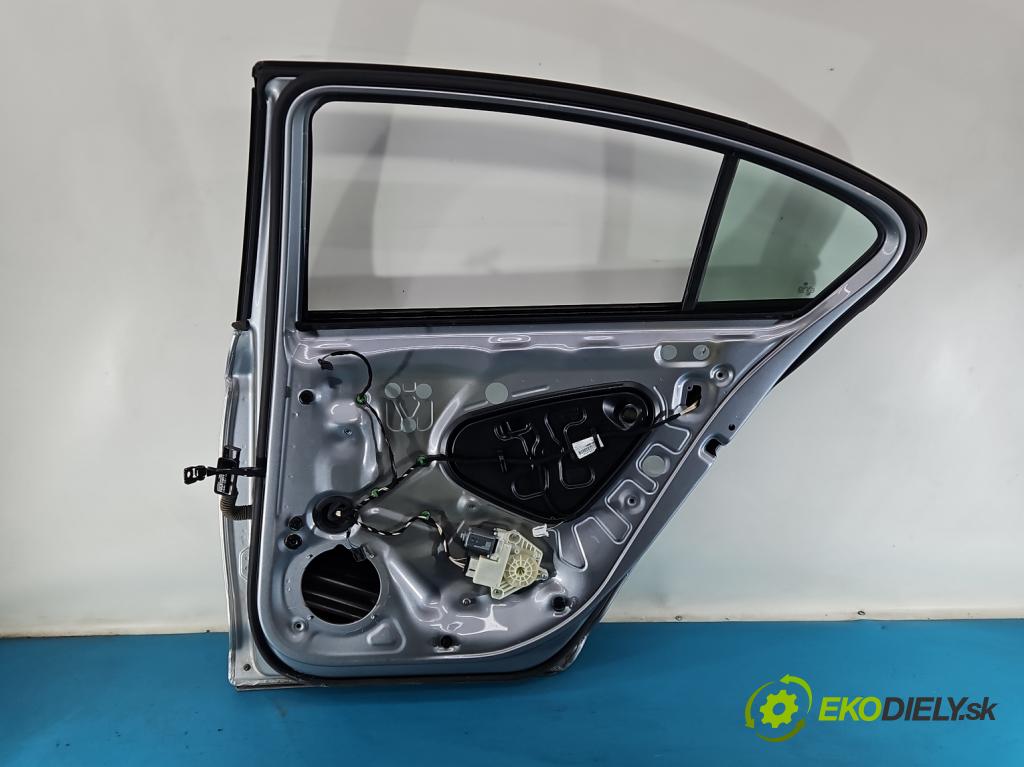 Vw Passat B8 2014 - 1.4 tsi 125 hp manual 92 kW 1395 cm3 4- dveře zadní pravé  (Klika dveří ostatní)