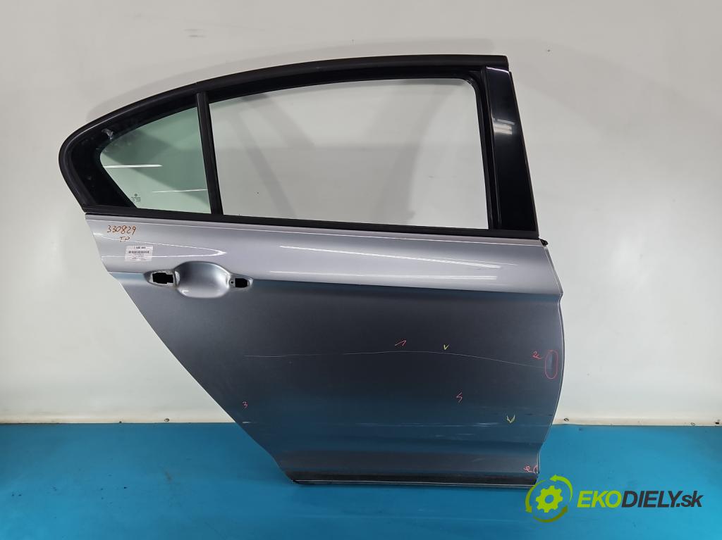 Vw Passat B8 2014 - 1.4 tsi 125 hp manual 92 kW 1395 cm3 4- dveře zadní pravé  (Klika dveří ostatní)