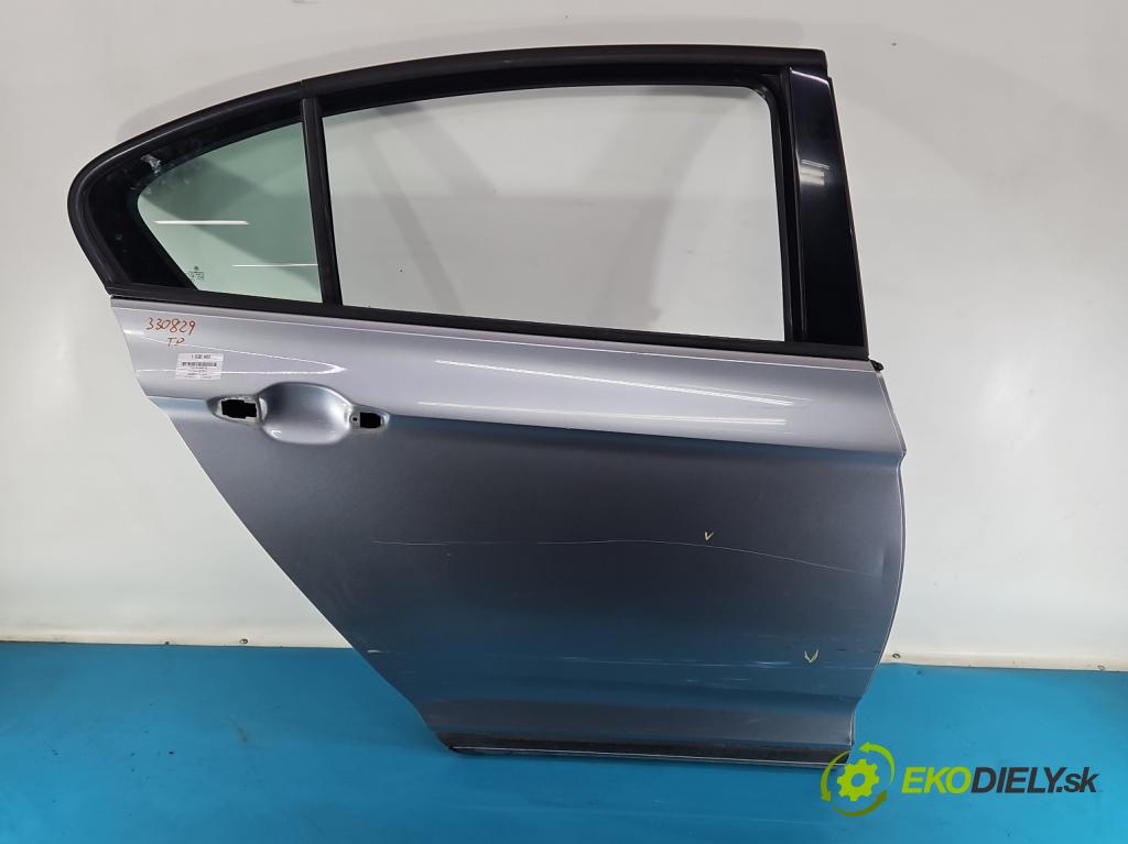 Vw Passat B8 2014 - 1.4 tsi 125 hp manual 92 kW 1395 cm3 4- dveře zadní pravé  (Klika dveří ostatní)