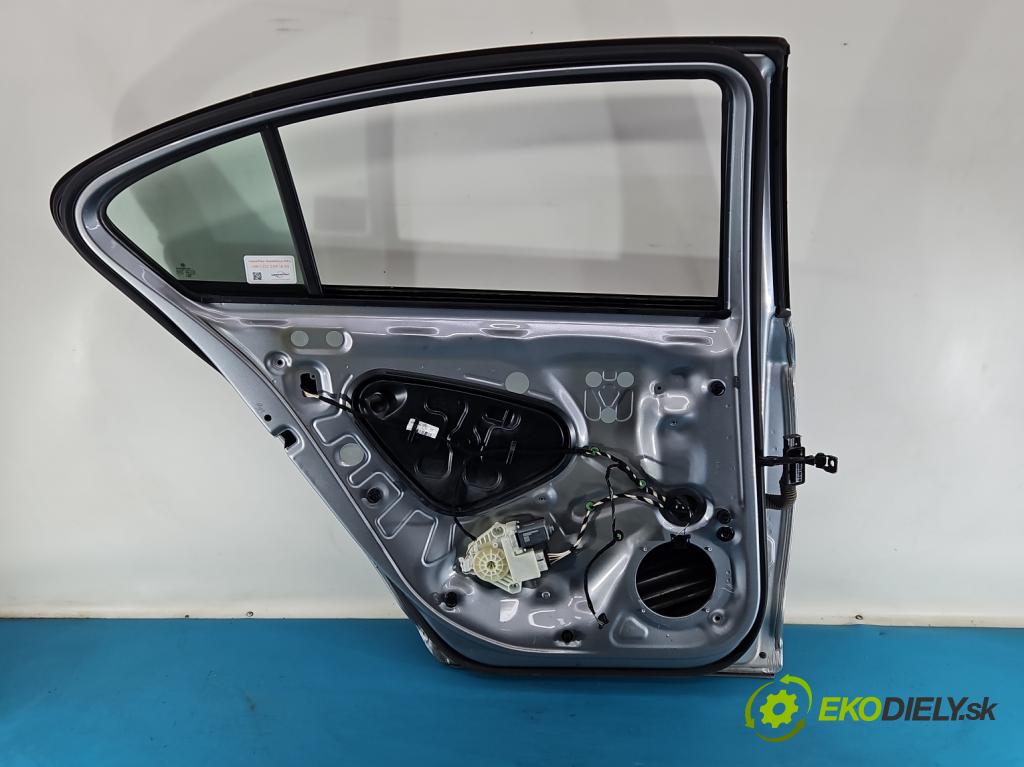 Vw Passat B8 2014 - 1.4 tsi 125 hp manual 92 kW 1395 cm3 4- dveře zadní levé  (Klika dveří ostatní)