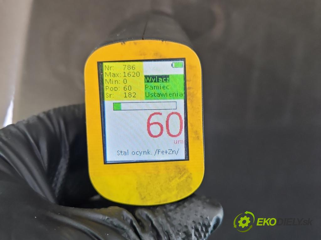 Bmw 3 F30 2011-2018 2.0d 184 hp manual 135 kW 1995 cm3 5- kapota přední