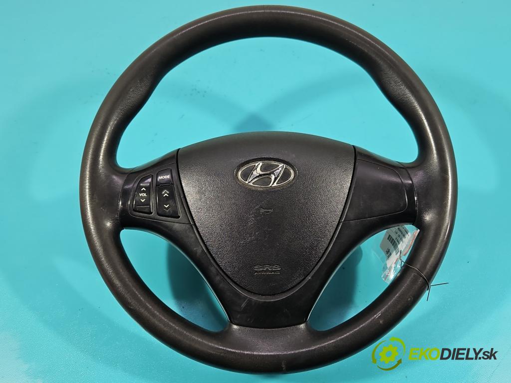 Hyundai I30 I 2007-2012 1.6 crdi 115 hp manual 84.6 kW 1582 cm3 5- volant  (Volant)