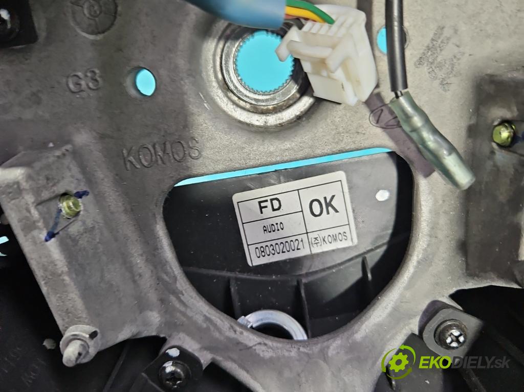 Hyundai I30 I 2007-2012 1.6 crdi 115 hp manual 84.6 kW 1582 cm3 5- volant  (Volant)