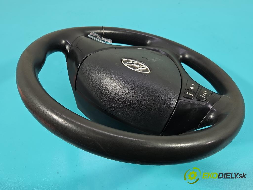 Hyundai I30 I 2007-2012 1.6 crdi 115 hp manual 84.6 kW 1582 cm3 5- volant  (Volant)