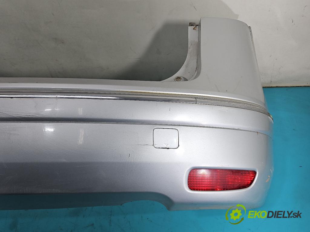 Hyundai I30 I 2007-2012 1.6 crdi 115 HP manual 84.6 kW 1582 cm3 5- nárazník zadné  (Kľučka dverí ostatné)