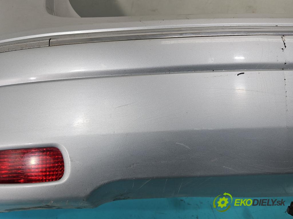 Hyundai I30 I 2007-2012 1.6 crdi 115 HP manual 84.6 kW 1582 cm3 5- nárazník zadné  (Kľučka dverí ostatné)