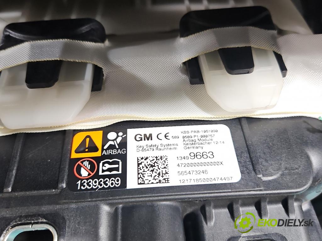 Opel Astra V  2015-2022 1.4 T 125 hp manual 92 kW 1399 cm3 5- kokpit,přistrojova deska