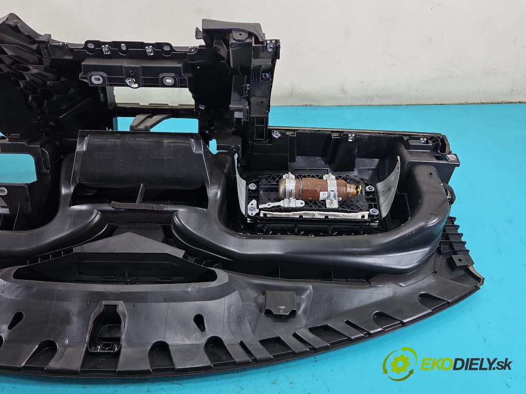 Vw Tiguan I 2007-2016 2.0 TDI 140 hp automatic 103 kW 1968 cm3 5- kokpit,přistrojova deska