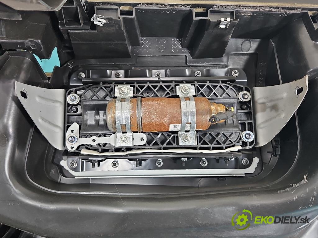 Vw Tiguan I 2007-2016 2.0 TDI 140 hp automatic 103 kW 1968 cm3 5- kokpit,přistrojova deska