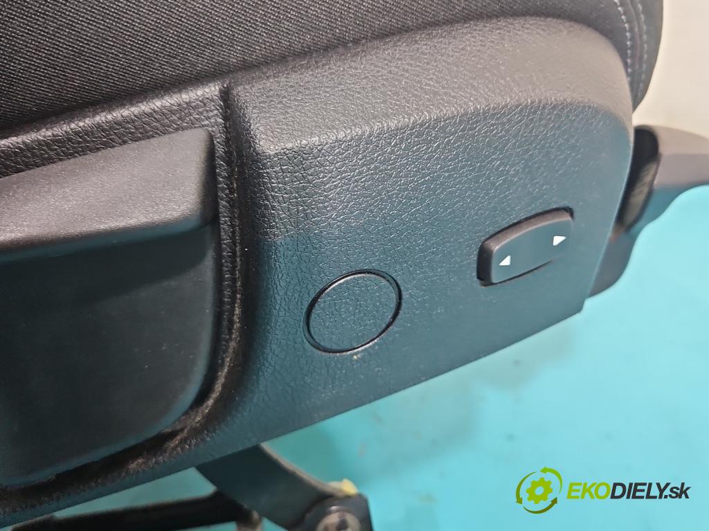 Bmw 3 F30 2011-2018 2.0d 184hp manual 135 kW 1995 cm3 5- Sedačka pravý  (Sedadlo)