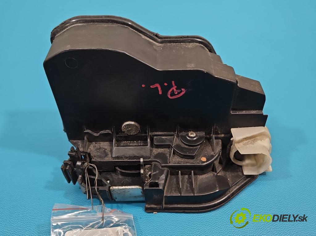 Bmw 3 F30 2011-2018 2.0d 184hp manual 135 kW 1995 cm3 5- zámok predné ľavý 7229461