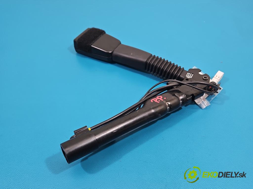 Bmw 3 F30 2011-2018 2.0d 184hp manual 135 kW 1995 cm3 5- pas bezpečnosť: predné pravý 7259388